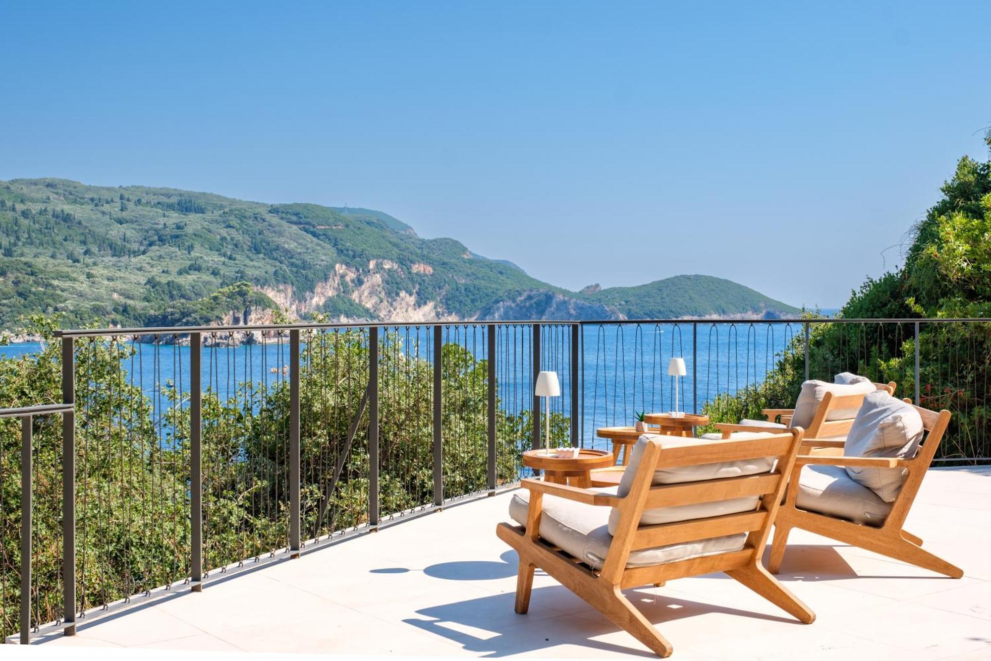 阿克罗蒂里海滩酒店 帕莱欧卡斯提撒 外观 照片 View of the bay of Vrboska